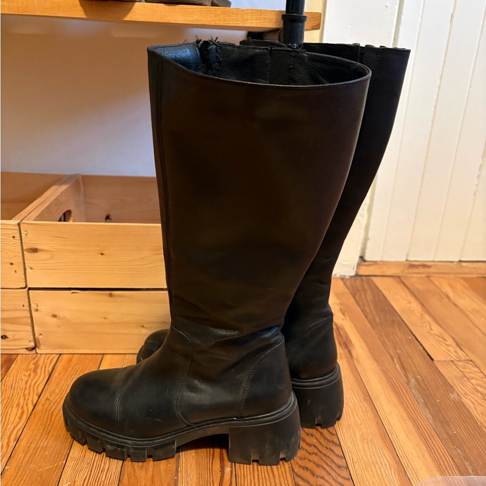 Steve Madden Black Leather Over the Knee Boots - Picture 4 of 5